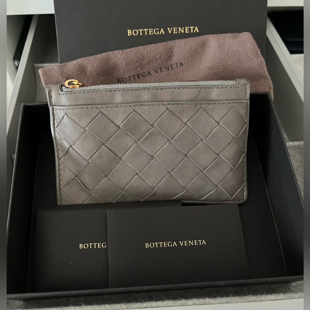 Bottega Veneta Gray taupe Leather Card and key Holder